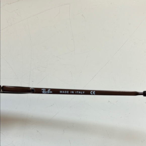 Ray-Ban Aviator Sunglasses Timeless Elegance - Picture 3 of 5